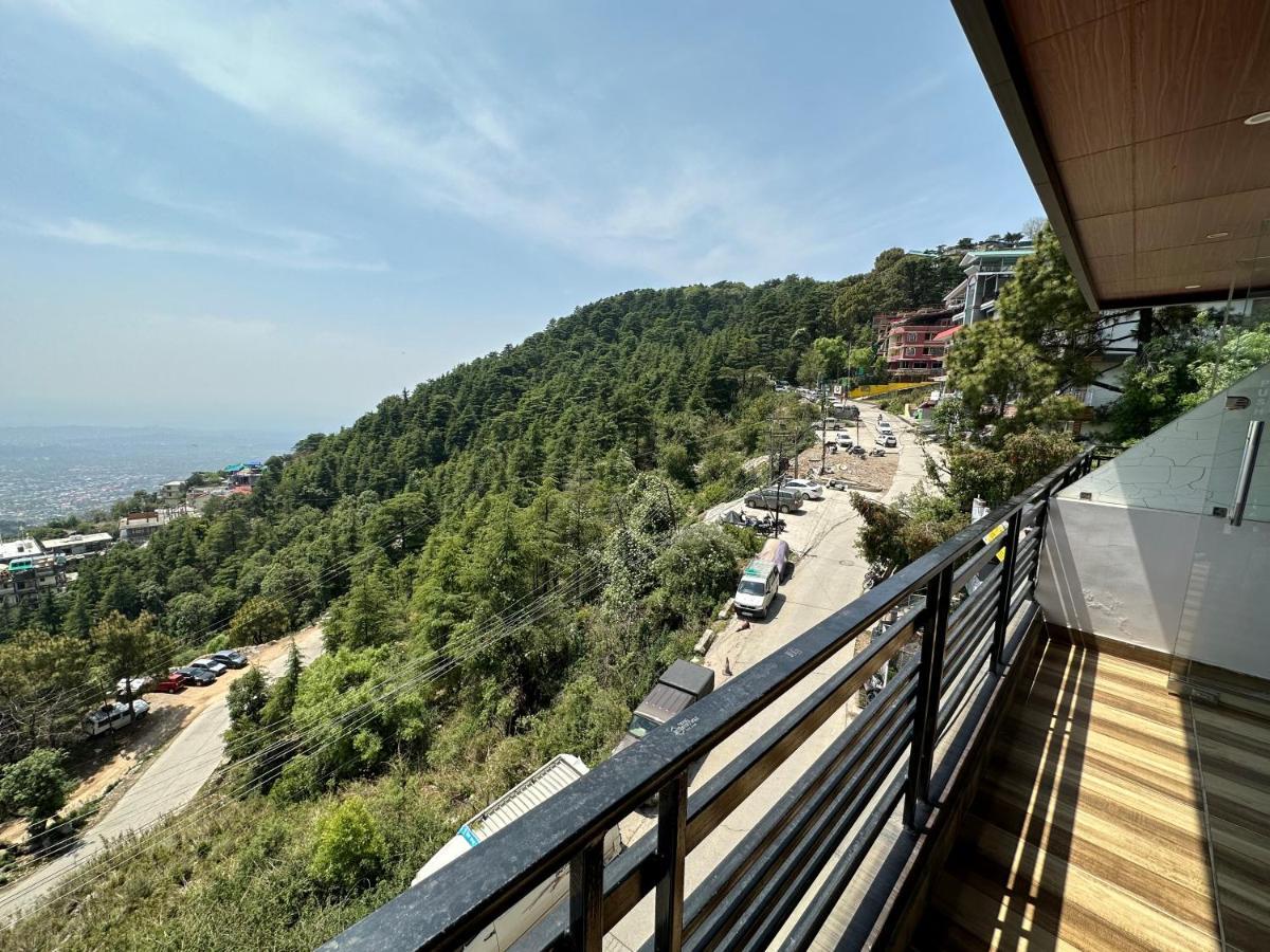 Hotel King Castle Dharamshala Exteriör bild